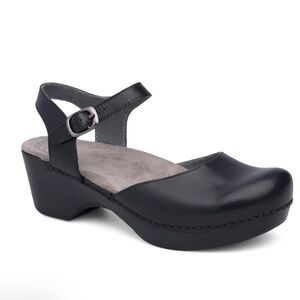 Like-New Dansko Black Embossed Sandals ("Sam" Mary Jane Style)
